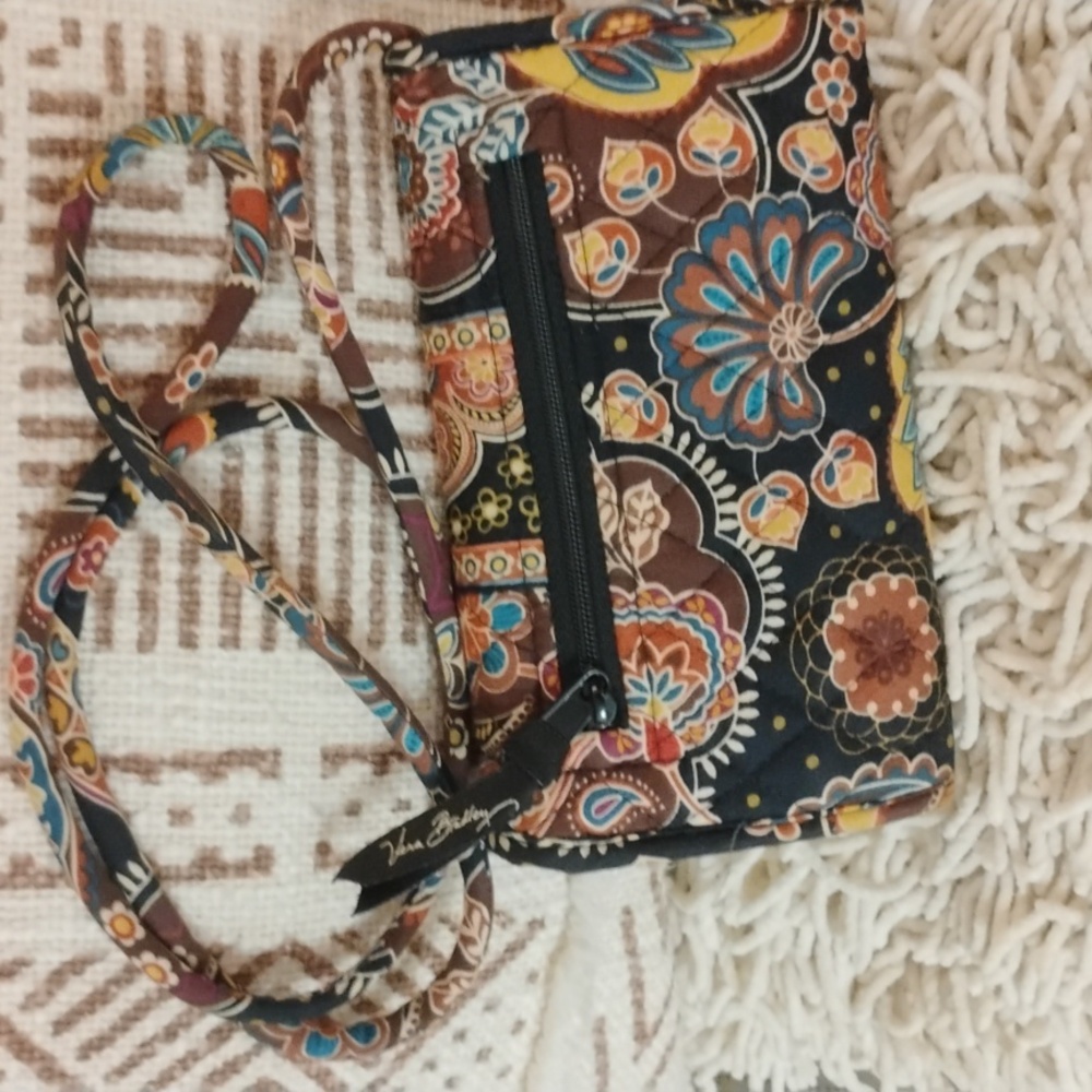 Vera Bradley Kensington Cross body wallet - Picture 2 of 11